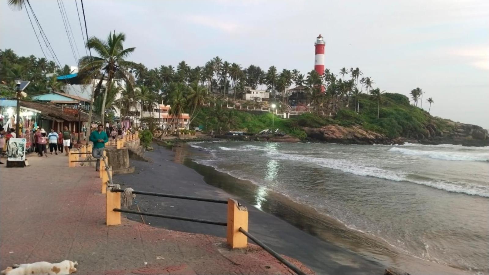 Sky Palace Beach Hotel Thiruvananthapuram Exterior foto